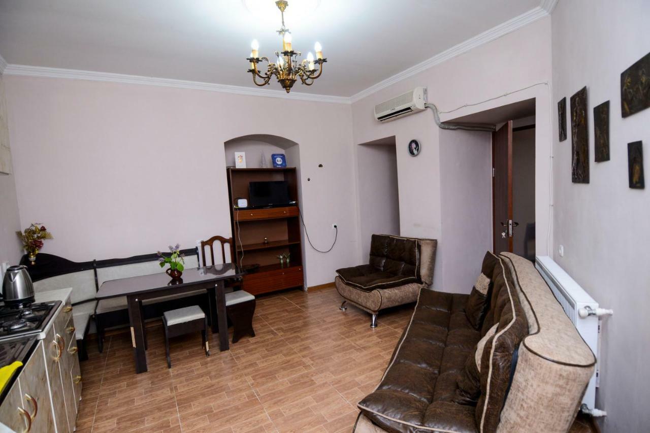 Apartment Iashvili Tbilisi Zewnętrze zdjęcie